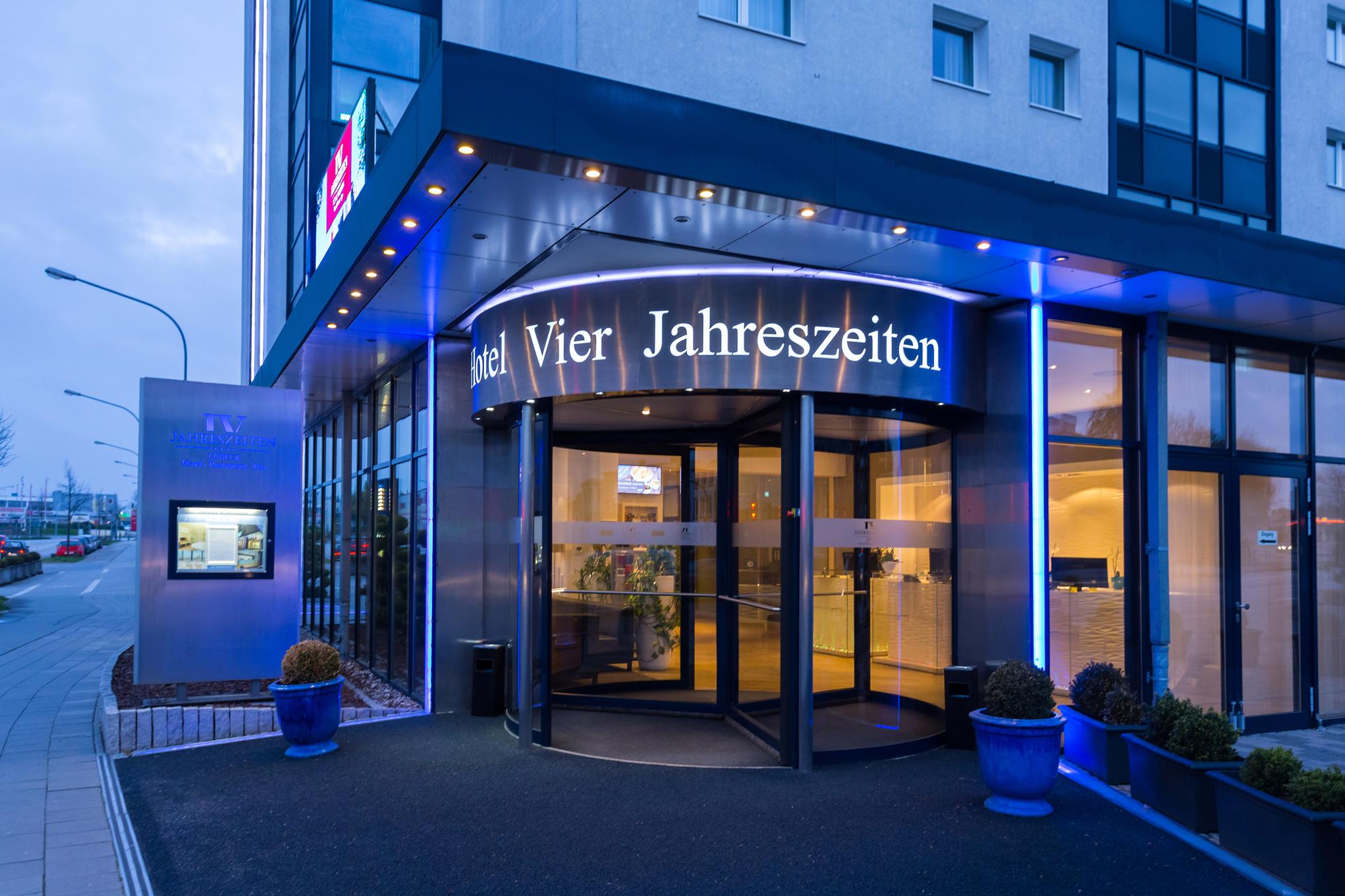 Hotel Vier Jahreszeiten Lübeck Exterior foto